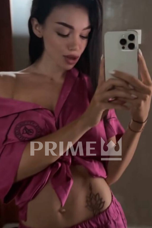 Mia
